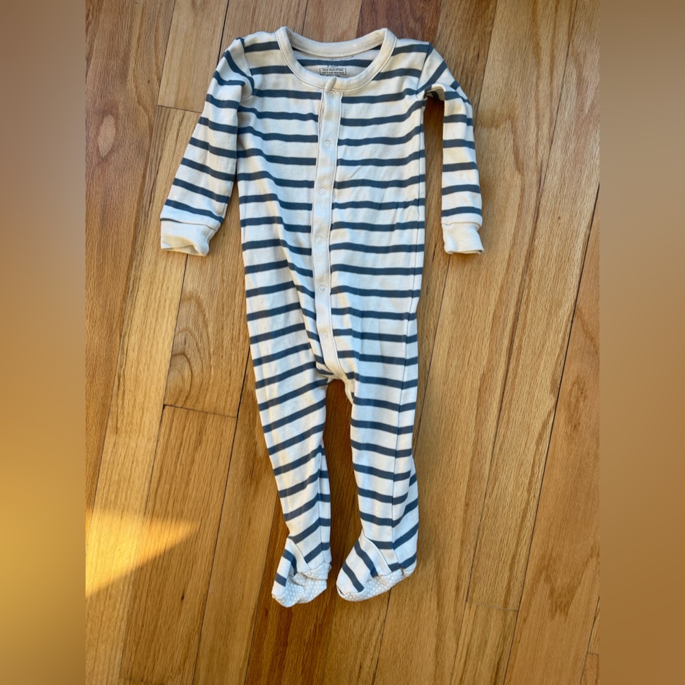 Colored Organics Skylar Footed Sleeper, Blue stripe, 6-12m